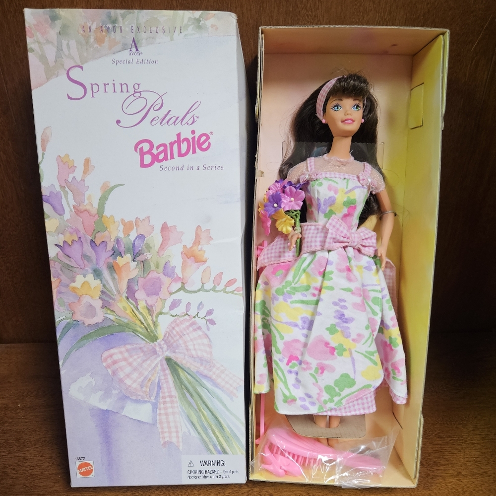 1996 Avon Special Edition Spring Petals Barbie doll With Brunette Hair